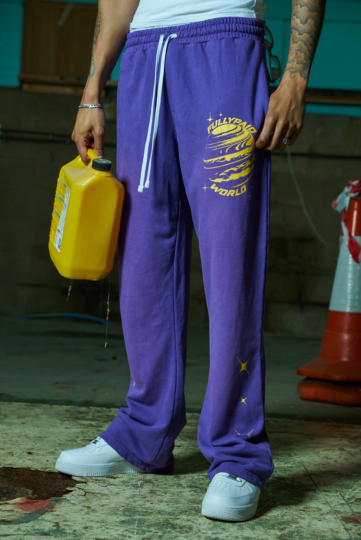 WORLD PURPLE ACID WASH JOGGERS