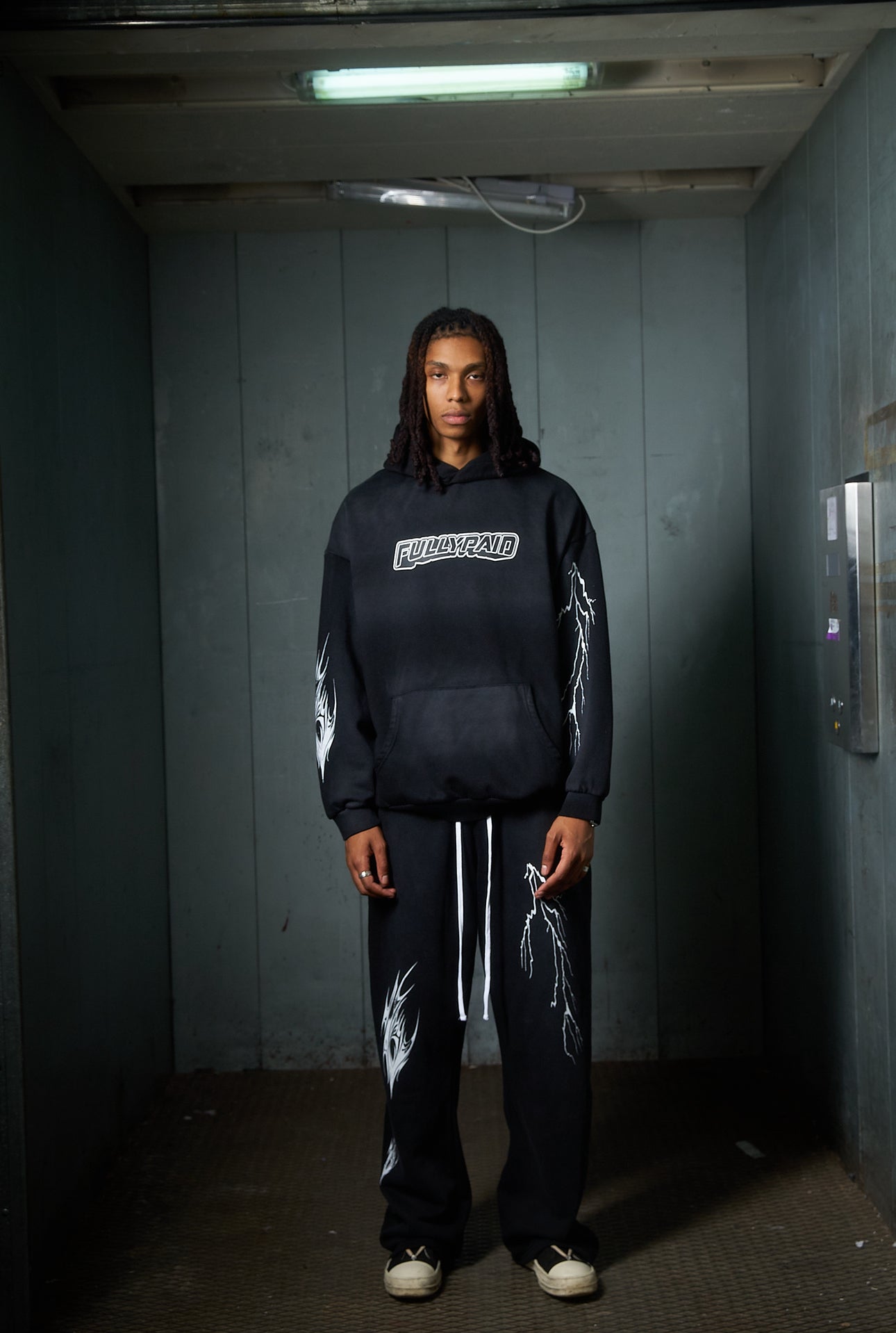 ACID WASH HOODIE | BLACK