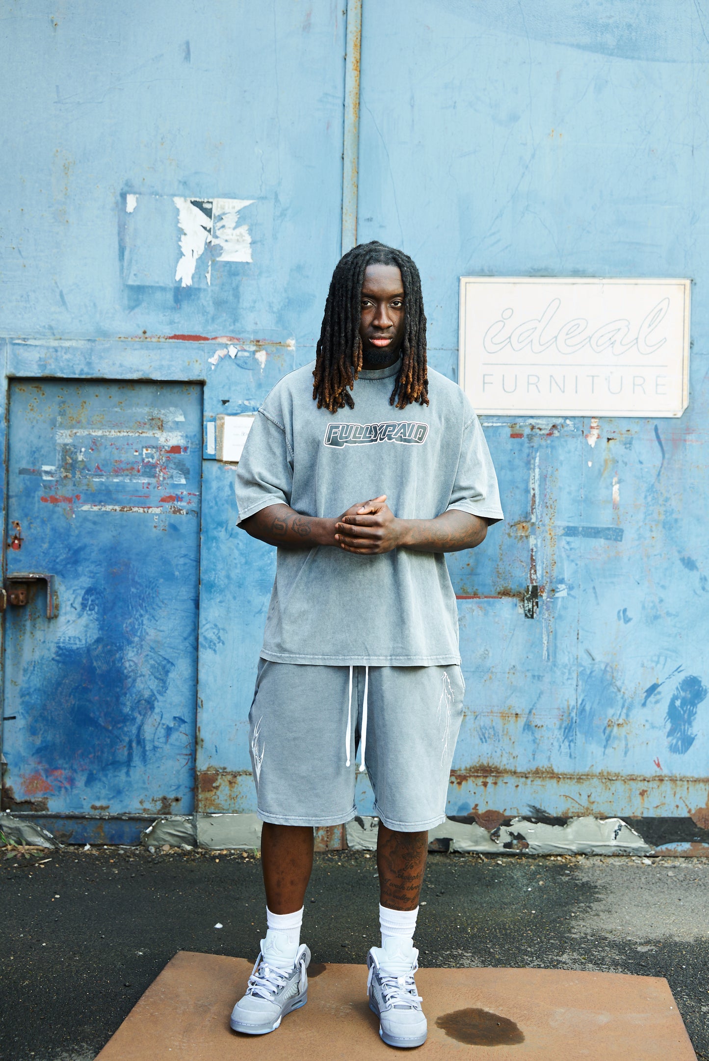 GREY ACID WASH SHORTS
